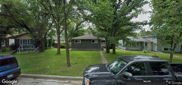 Larawan ng 680 Patricia Avenue sa Winnipeg, Manitoba