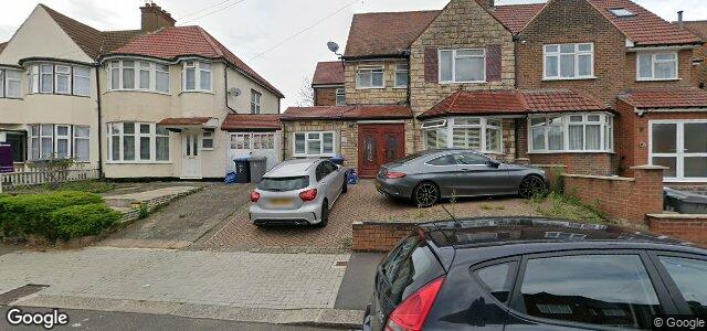 Larawan ng 7 Burgess Avenue sa Winnipeg, Manitoba