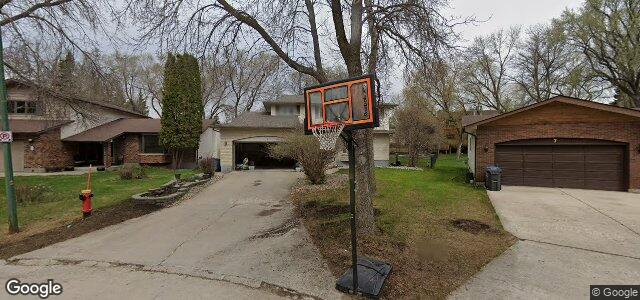 Photo of 7 Prestwood Place in Winnipeg, Manitoba