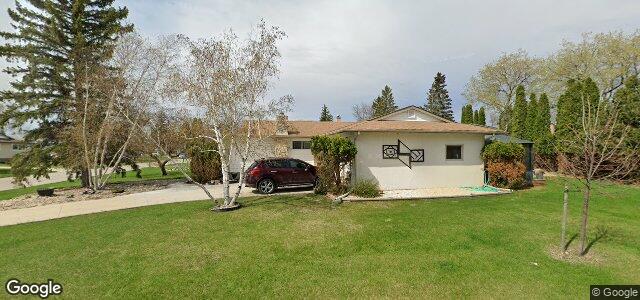 Larawan ng 72 St Dunstan'S Bay sa Winnipeg, Manitoba