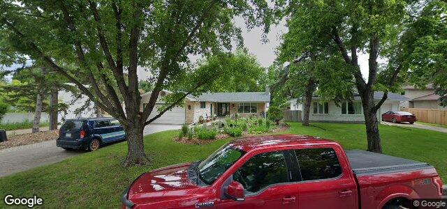 Larawan ng 730 Patricia Avenue sa Winnipeg, Manitoba