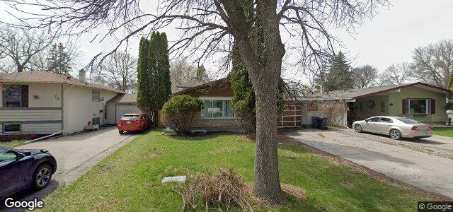 Larawan ng 74 Celtic Bay sa Winnipeg, Manitoba