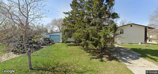 Larawan ng 74 Laval Drive sa Winnipeg, Manitoba