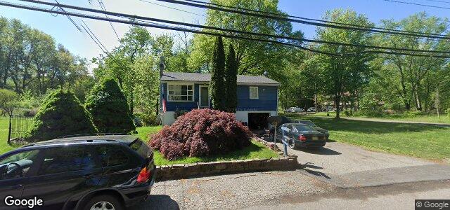 Larawan ng 74 Ryerson Avenue sa Winnipeg, Manitoba