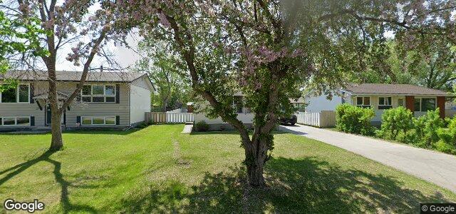 Larawan ng 8 Mount Allison Bay sa Winnipeg, Manitoba