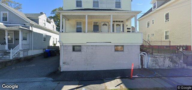 Larawan ng 82 Burgess Avenue sa Winnipeg, Manitoba