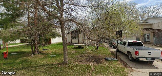 Larawan ng 82 Thornhill Bay sa Winnipeg, Manitoba