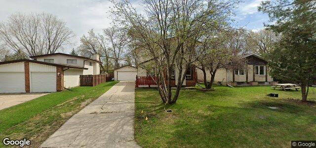 Photo of 86 Thornhill Bay in Winnipeg, Manitoba