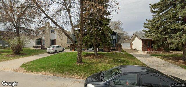 Larawan ng 87 Thornhill Bay sa Winnipeg, Manitoba