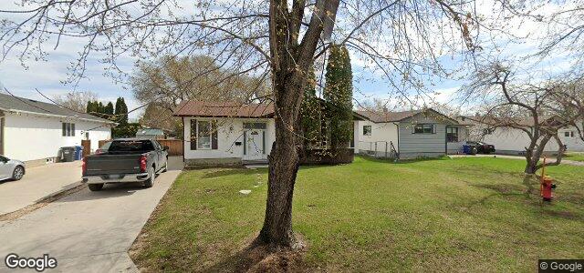 Larawan ng 94 Acadia Bay sa Winnipeg, Manitoba