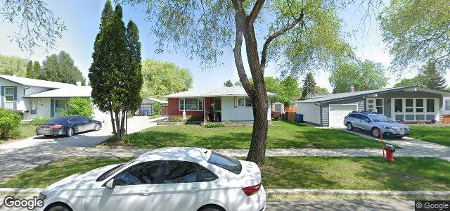 Larawan ng 94 Greyfriars Road sa Winnipeg, Manitoba