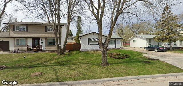 Larawan ng 99 Acadia Bay sa Winnipeg, Manitoba