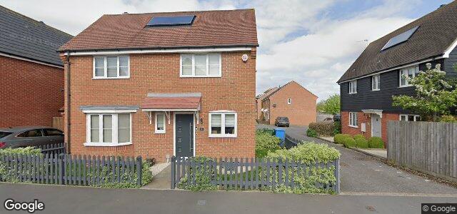 Larawan ng 10 Buttercup Avenue sa Winnipeg, Manitoba