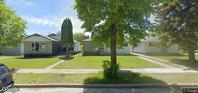 Larawan ng 100 Teakwood Avenue sa Winnipeg, Manitoba