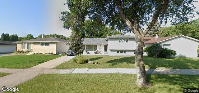 Larawan ng 1040 Diplomat Drive sa Winnipeg, Manitoba