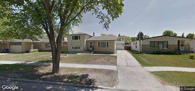 Larawan ng 1061 Sinclair Street sa Winnipeg, Manitoba