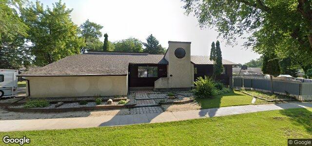 Larawan ng 1069 Diplomat Drive sa Winnipeg, Manitoba