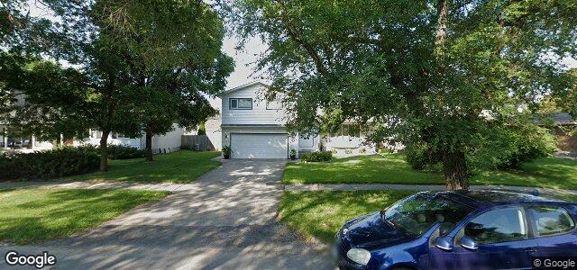 1074 Diplomat Drive（加拿大曼尼托巴省溫尼伯市）房屋照片