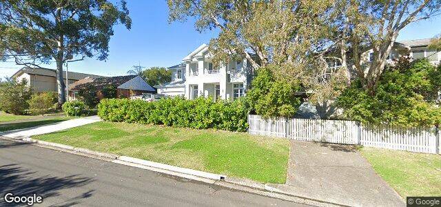 Larawan ng 11 Iris Street sa Winnipeg, Manitoba