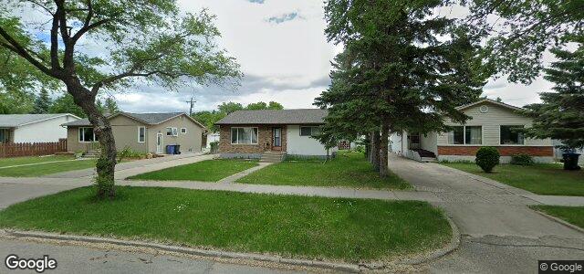 Larawan ng 111 Arrowwood Drive S sa Winnipeg, Manitoba