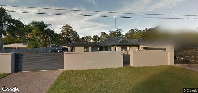 Larawan ng 12 Daffodil Street sa Winnipeg, Manitoba