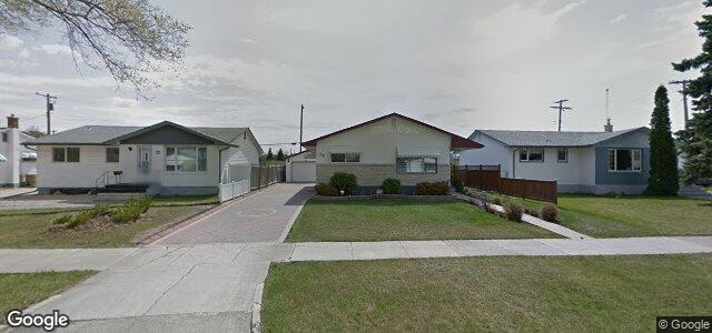 Larawan ng 14 Macklin Avenue sa Winnipeg, Manitoba