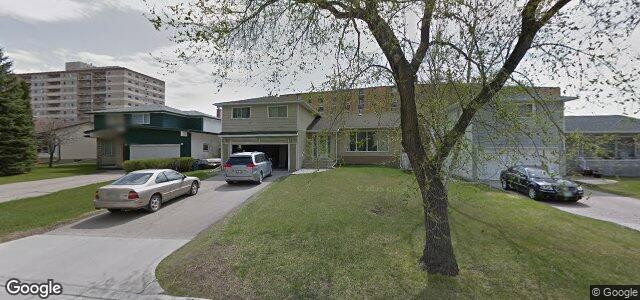 Larawan ng 14 Montcalm Crescent sa Winnipeg, Manitoba