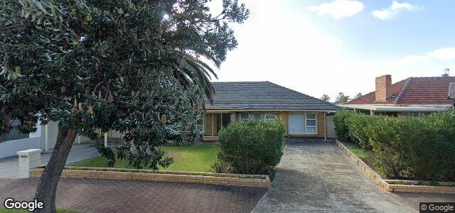 Larawan ng 14 Richardson Avenue sa Winnipeg, Manitoba