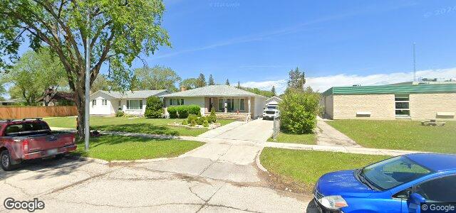 Larawan ng 144 Forest Park Drive sa Winnipeg, Manitoba