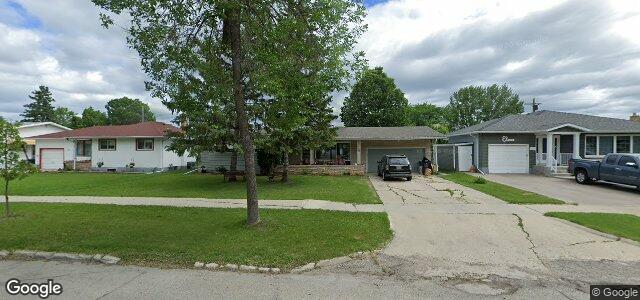 Larawan ng 15 Coralberry Avenue sa Winnipeg, Manitoba