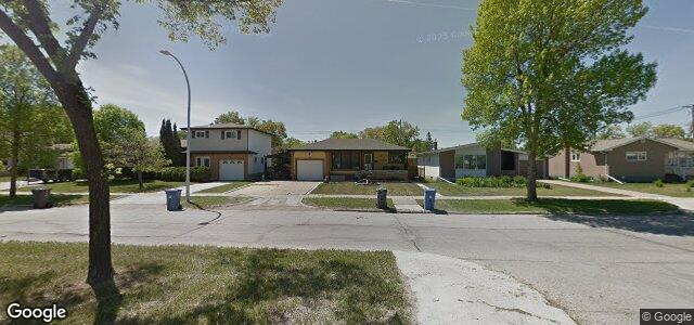 Larawan ng 18 Canna Boulevard sa Winnipeg, Manitoba
