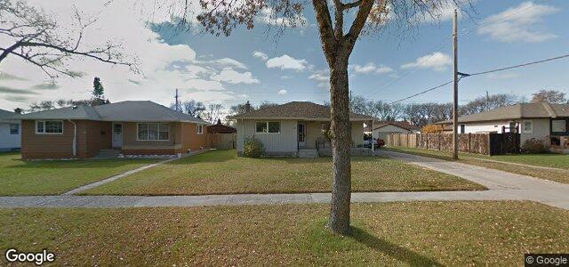 Larawan ng 18 Mellish Avenue sa Winnipeg, Manitoba