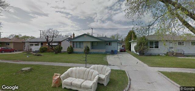 Photo of 186 Arrowwood Drive S in Winnipeg, Manitoba