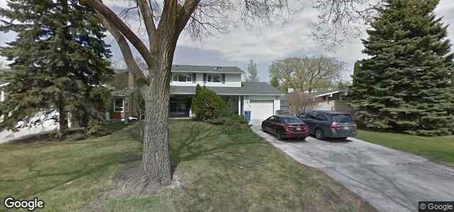 Larawan ng 19 Montcalm Crescent sa Winnipeg, Manitoba