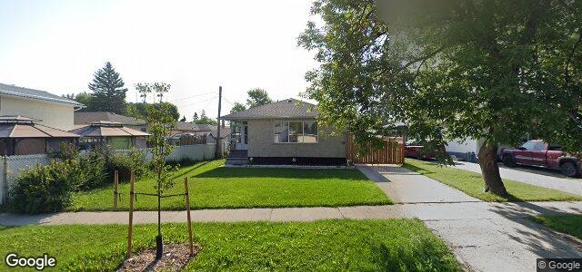 Larawan ng 2 Arrowwood Drive S sa Winnipeg, Manitoba