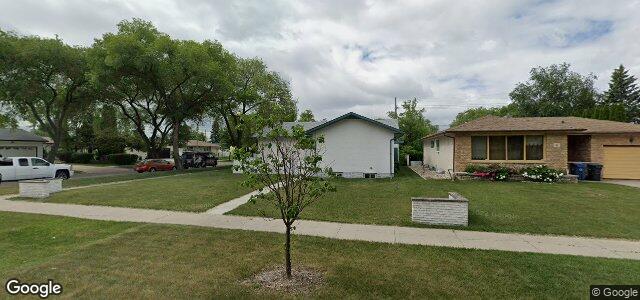 Larawan ng 2 Coralberry Avenue sa Winnipeg, Manitoba
