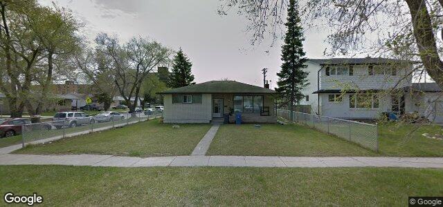 Larawan ng 2 Merriwood Avenue sa Winnipeg, Manitoba