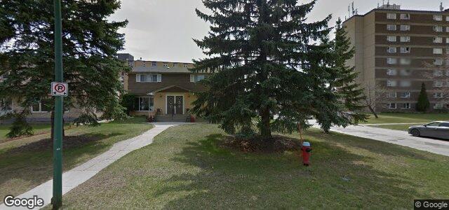 Larawan ng 2 Montcalm Crescent sa Winnipeg, Manitoba