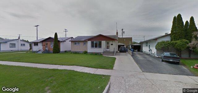 Larawan ng 20 Macklin Avenue sa Winnipeg, Manitoba