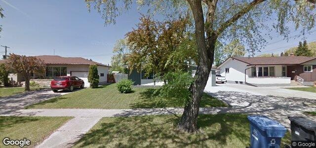 Larawan ng 26 Grandcrest Street sa Winnipeg, Manitoba