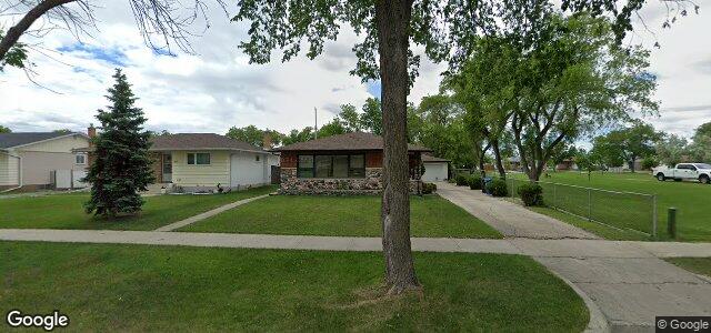 Larawan ng 26 Richardson Avenue sa Winnipeg, Manitoba