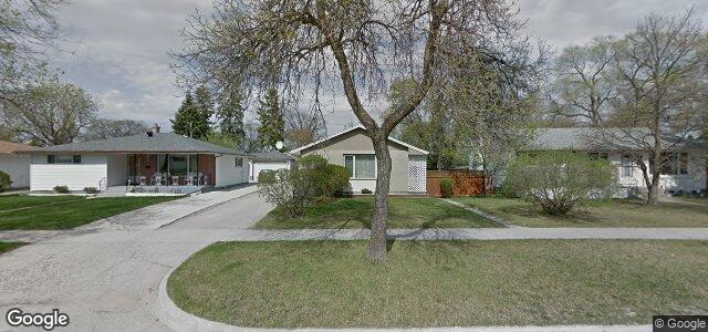 Larawan ng 3 Macklin Avenue sa Winnipeg, Manitoba