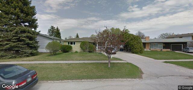 Larawan ng 33 Merriwood Avenue sa Winnipeg, Manitoba