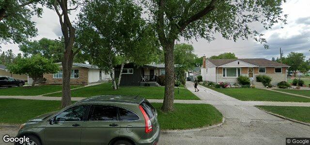 Larawan ng 39 Macklin Avenue sa Winnipeg, Manitoba