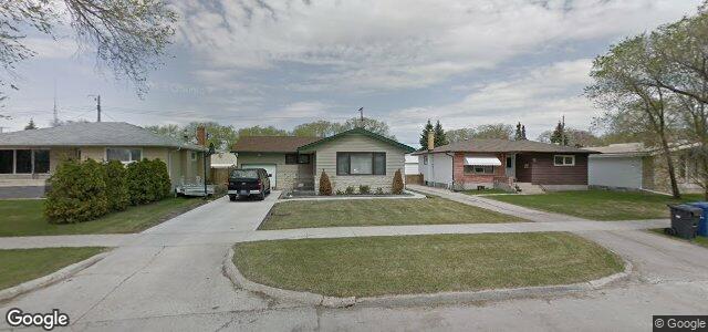 Larawan ng 39 Peony Avenue sa Winnipeg, Manitoba