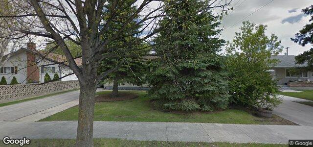 Larawan ng 4 Teakwood Avenue sa Winnipeg, Manitoba
