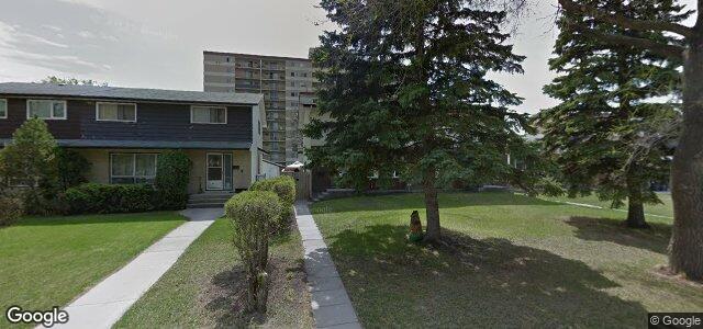 Larawan ng 40 Montcalm Crescent sa Winnipeg, Manitoba