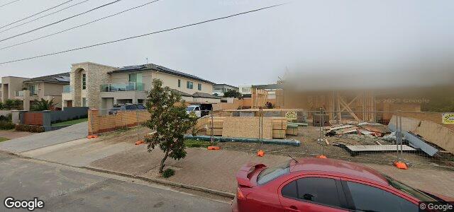 Larawan ng 41 Richardson Avenue sa Winnipeg, Manitoba