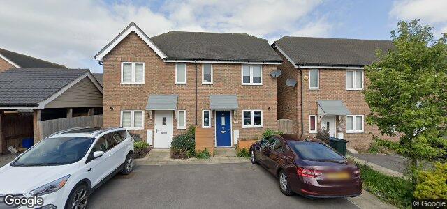 Larawan ng 42 Buttercup Avenue sa Winnipeg, Manitoba