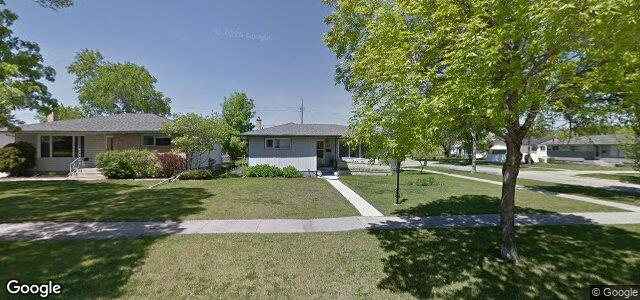Larawan ng 46 Nolana Street sa Winnipeg, Manitoba